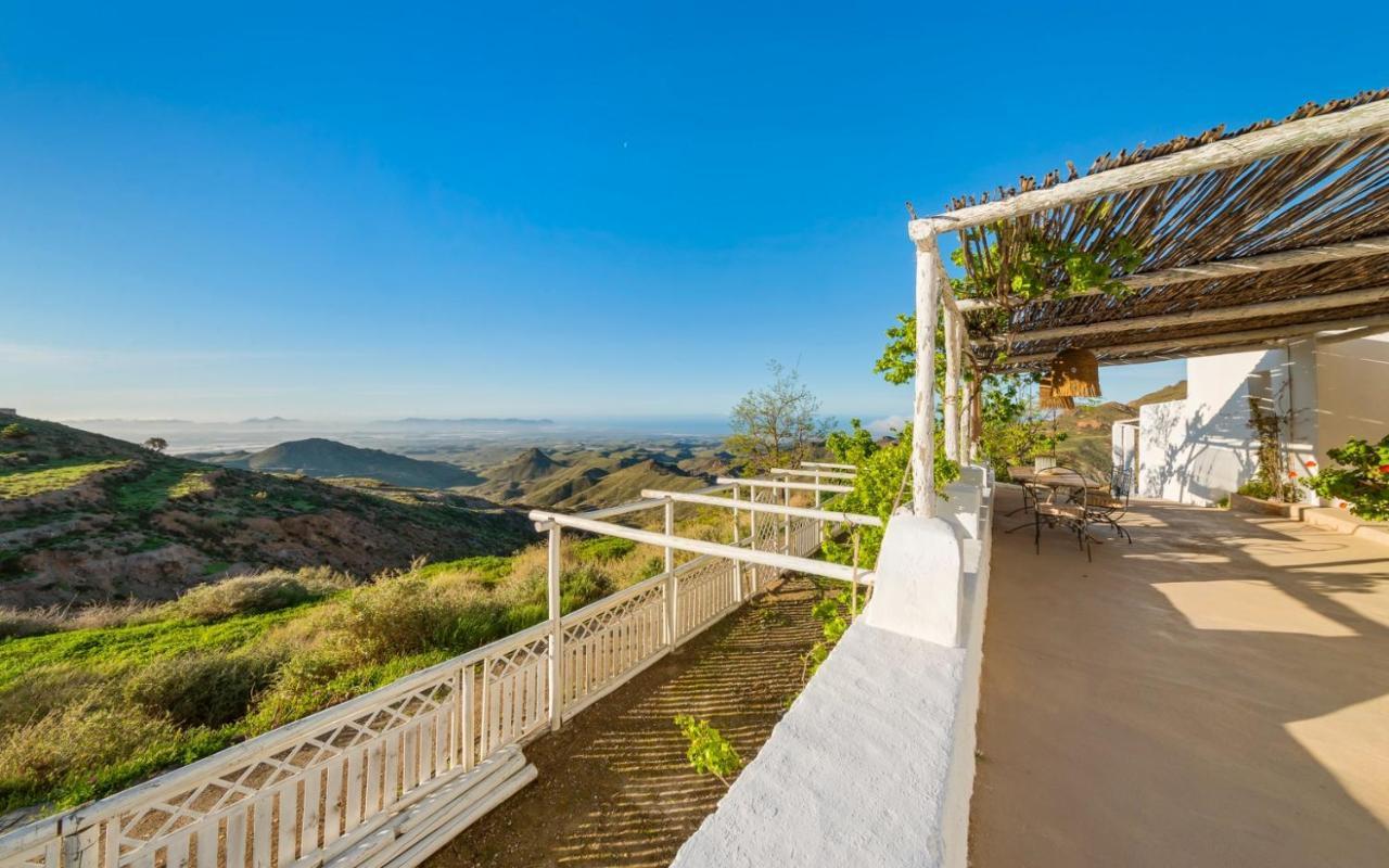 Cortijo El Albaricoque De La Sierra - Finca De 75 Hectareas ! Nijar Exterior photo