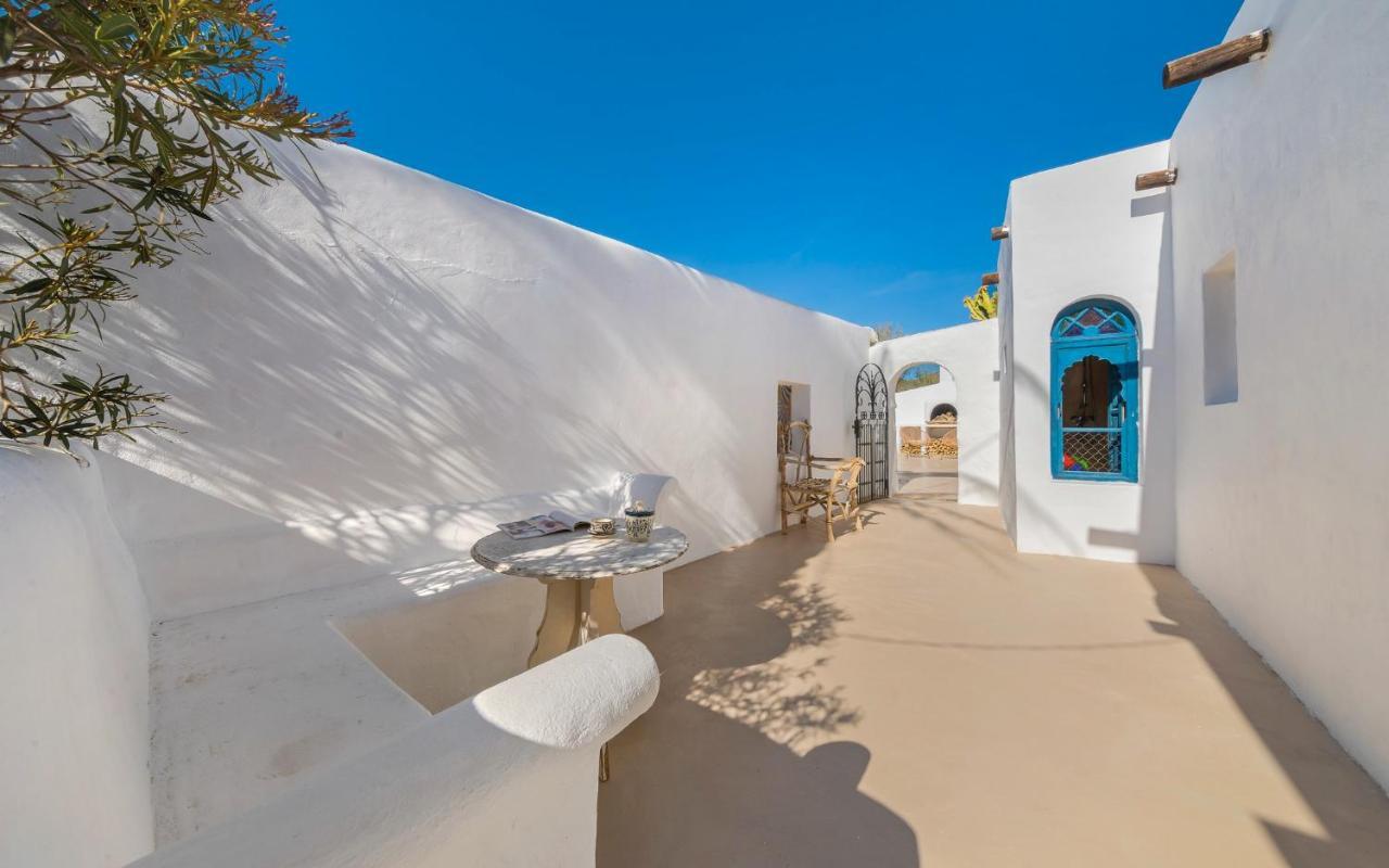 Cortijo El Albaricoque De La Sierra - Finca De 75 Hectareas ! Nijar Exterior photo