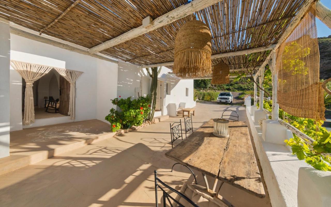 Cortijo El Albaricoque De La Sierra - Finca De 75 Hectareas ! Nijar Exterior photo