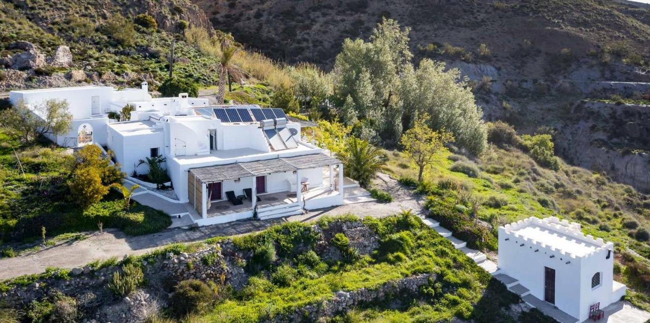 Cortijo El Albaricoque De La Sierra - Finca De 75 Hectareas ! Nijar Exterior photo