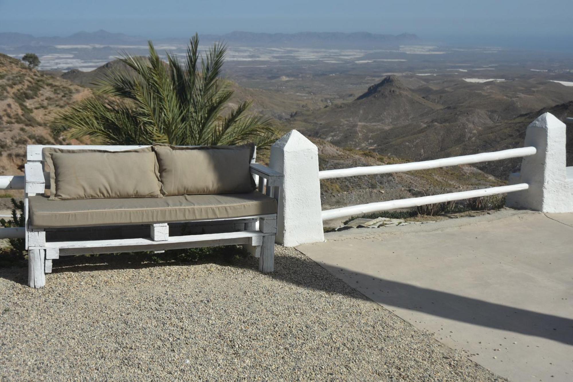 Cortijo El Albaricoque De La Sierra - Finca De 75 Hectareas ! Nijar Exterior photo